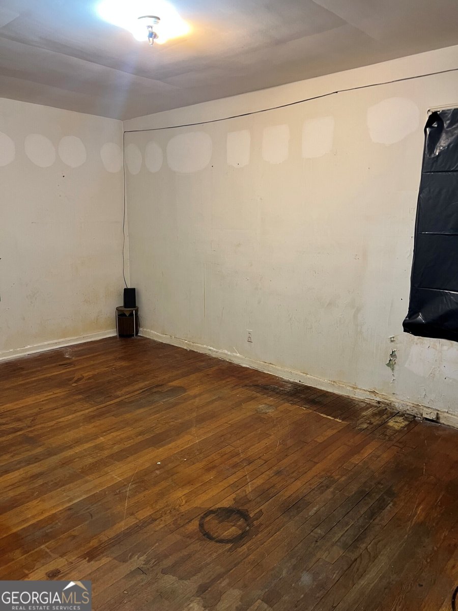 1565 May Avenue Atlanta - Photo 11