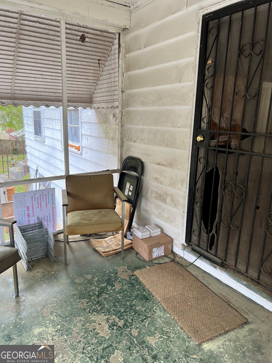 1565 May Avenue Atlanta - Photo 8