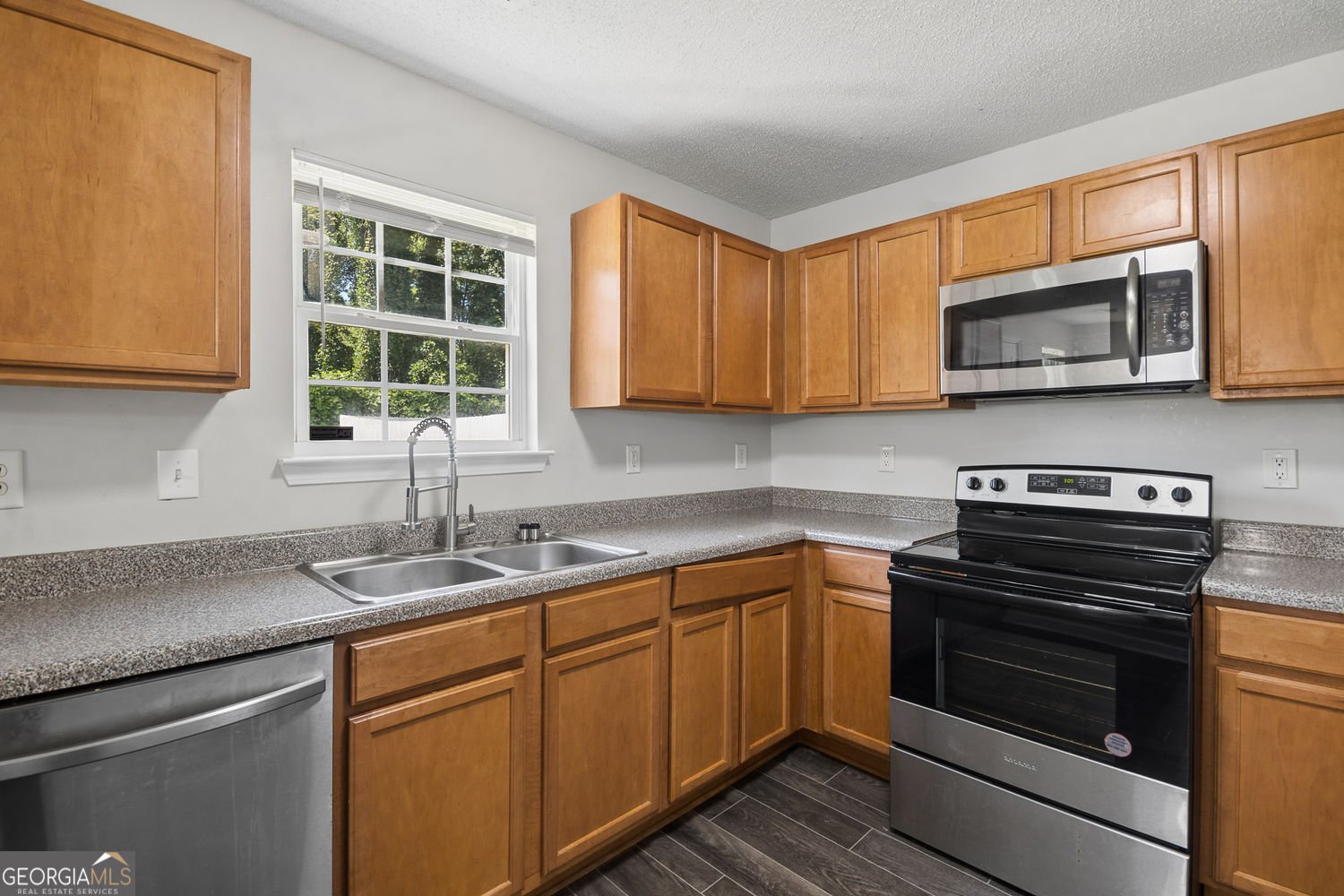 1174 Brookstone Road Atlanta - Photo 6