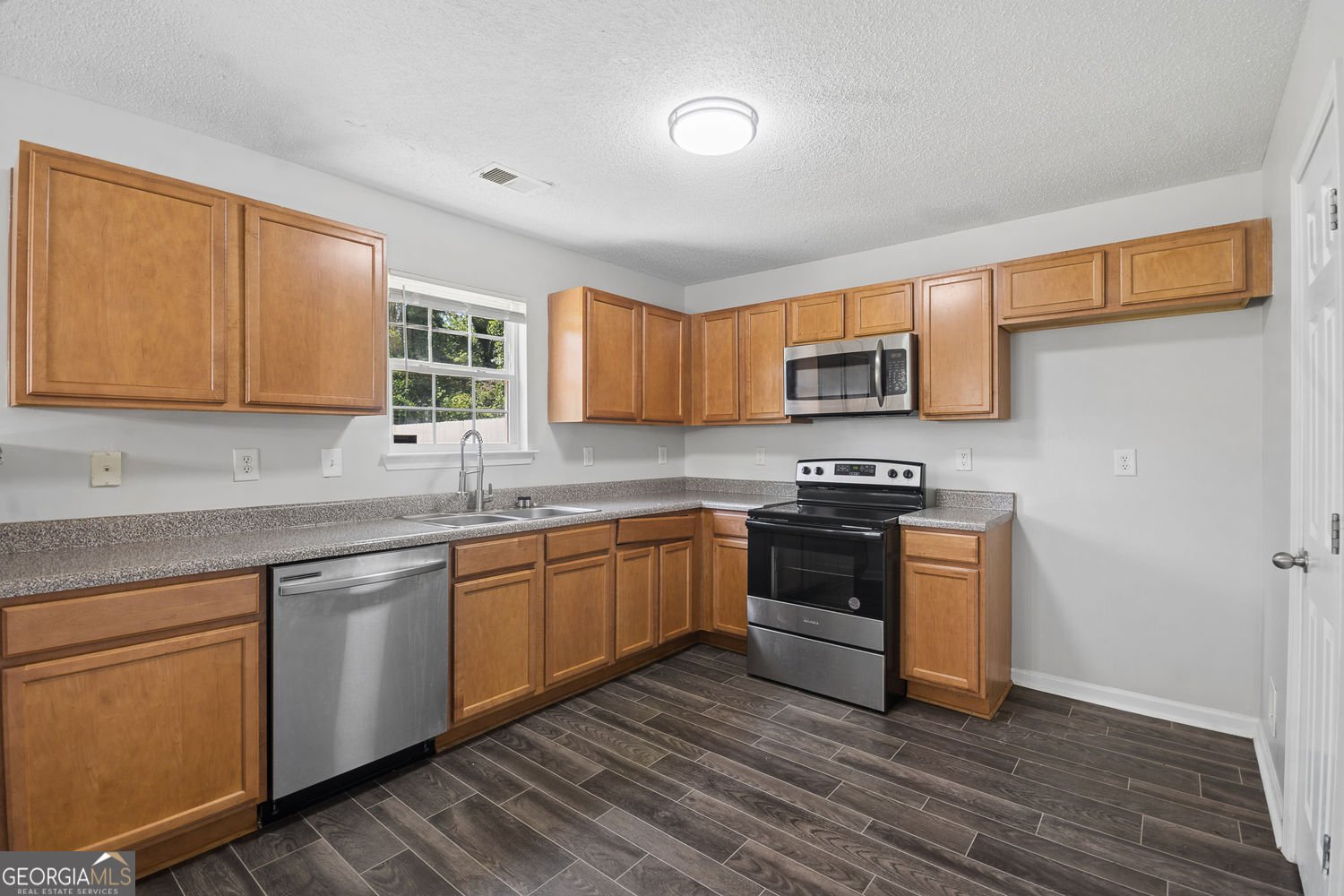 1174 Brookstone Road Atlanta - Photo 7