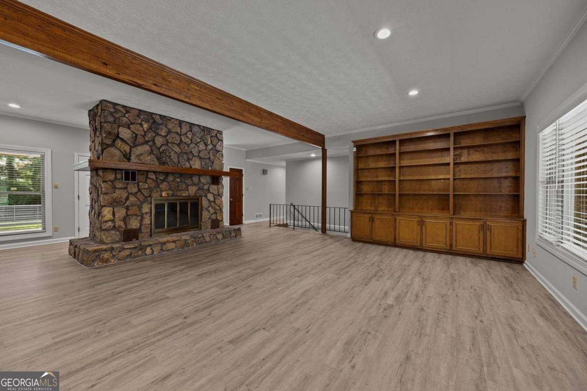124 Shadow Lake Drive Lilburn - Photo 6