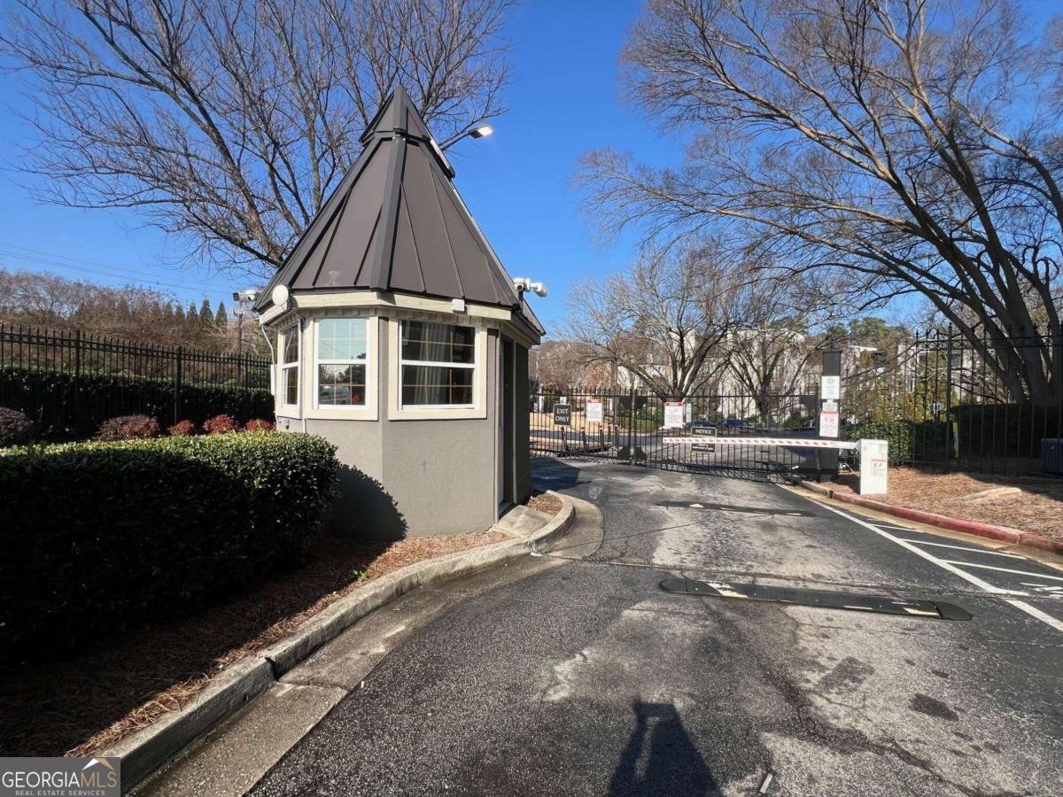 2657 Lenox Road Atlanta - Photo 9