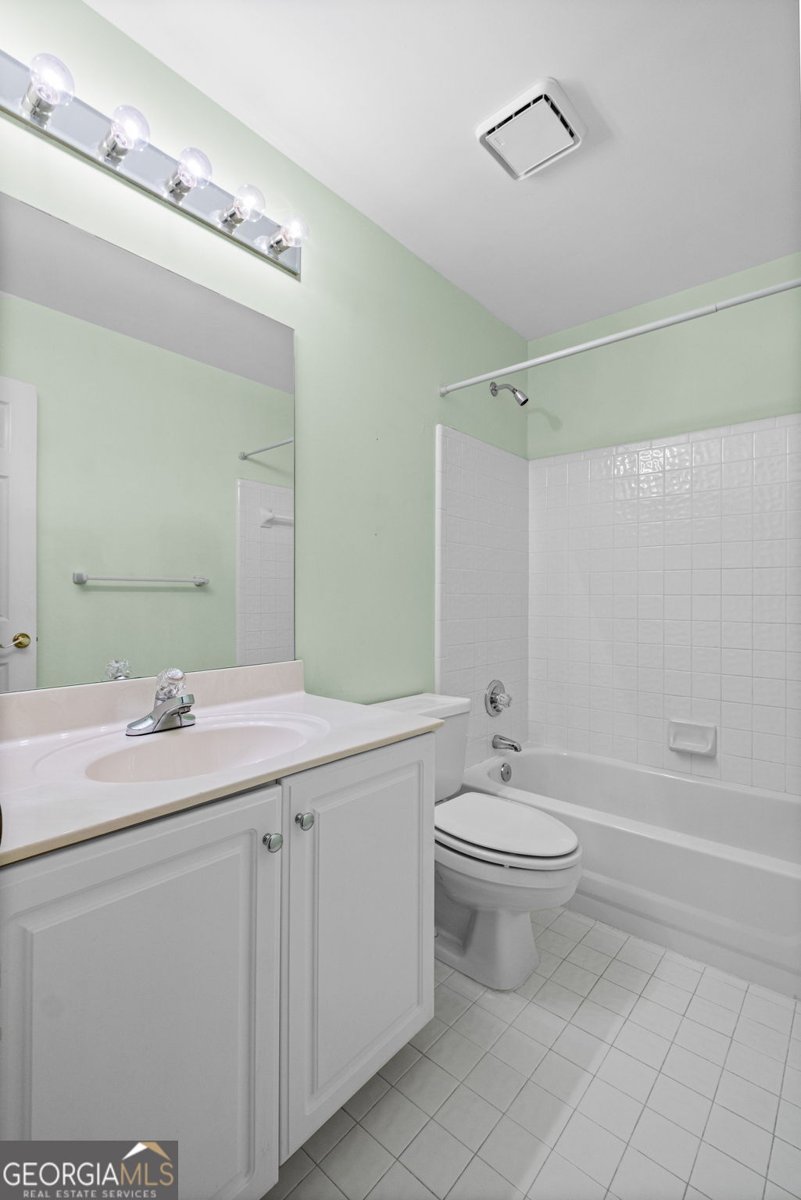1605 Amberwood Court Woodstock - Photo 28