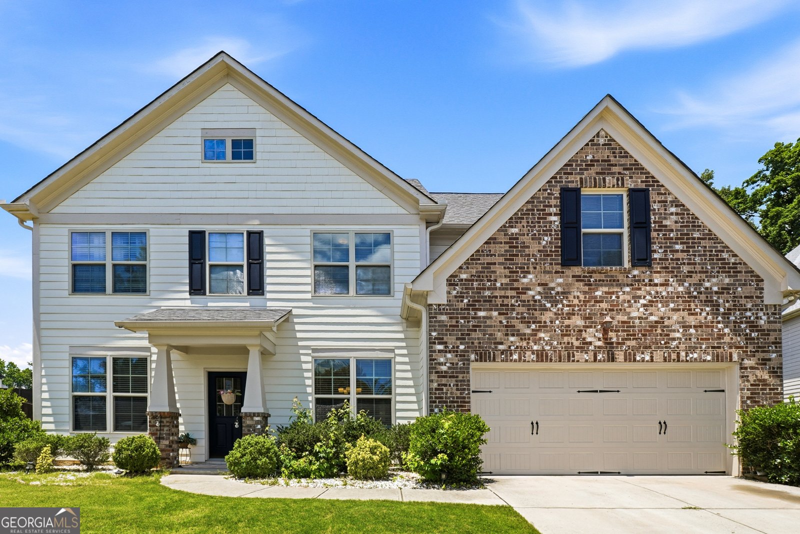 7048 Roselake Circle Douglasville - main photo