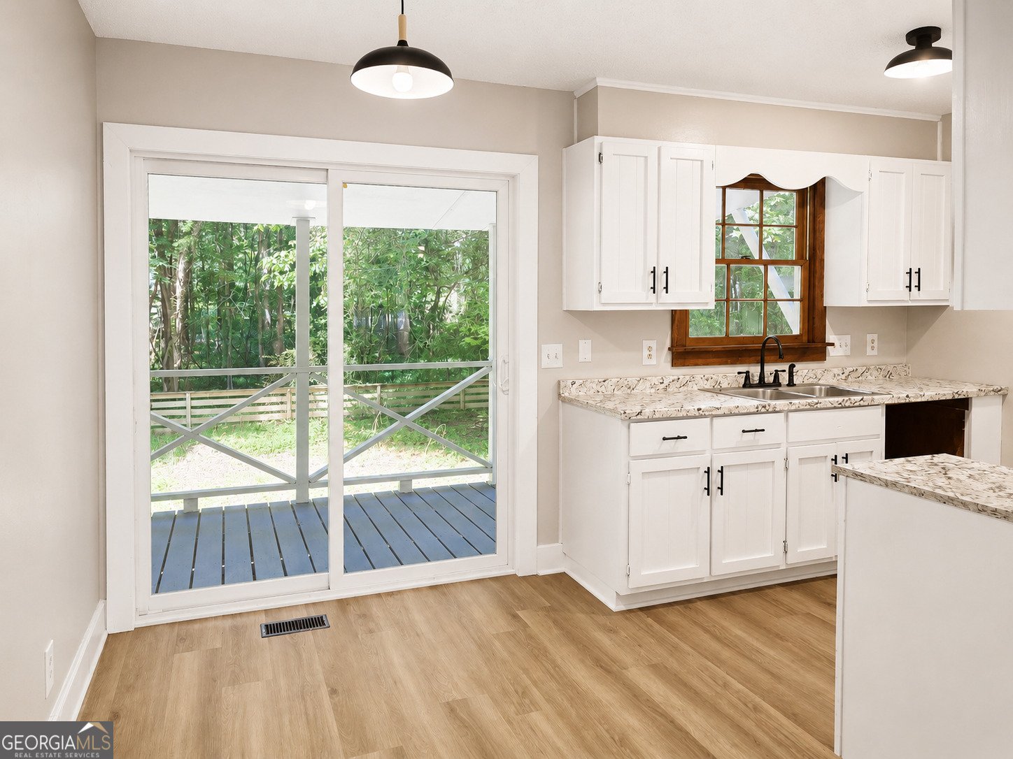 1166 Coyote Court Macon - Photo 8