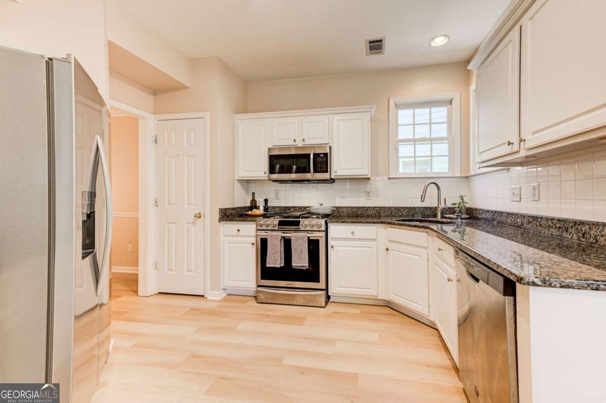 2854 Winter Rose Court Atlanta - Photo 9