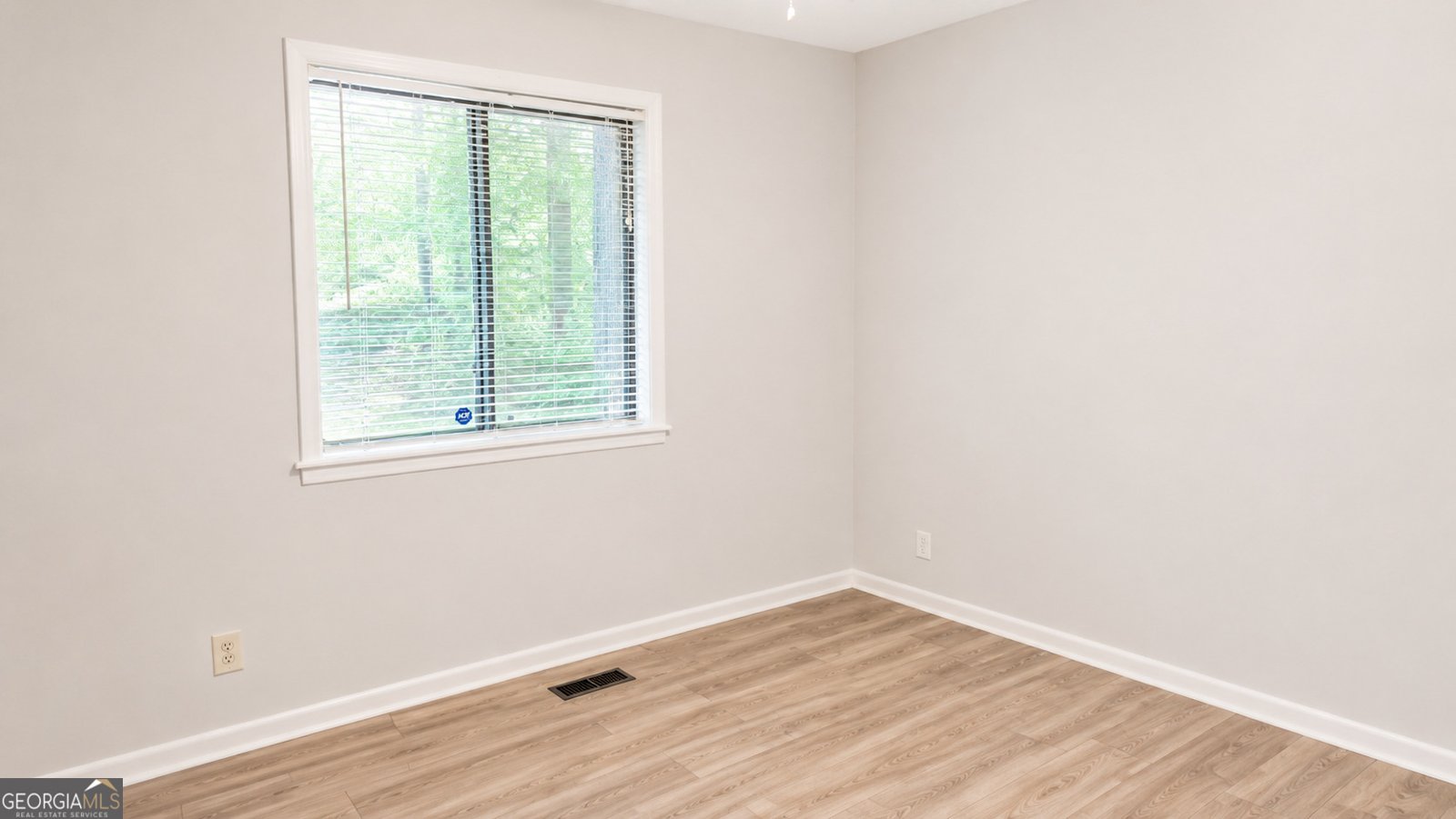 329 Edgewater Drive Macon - Photo 14