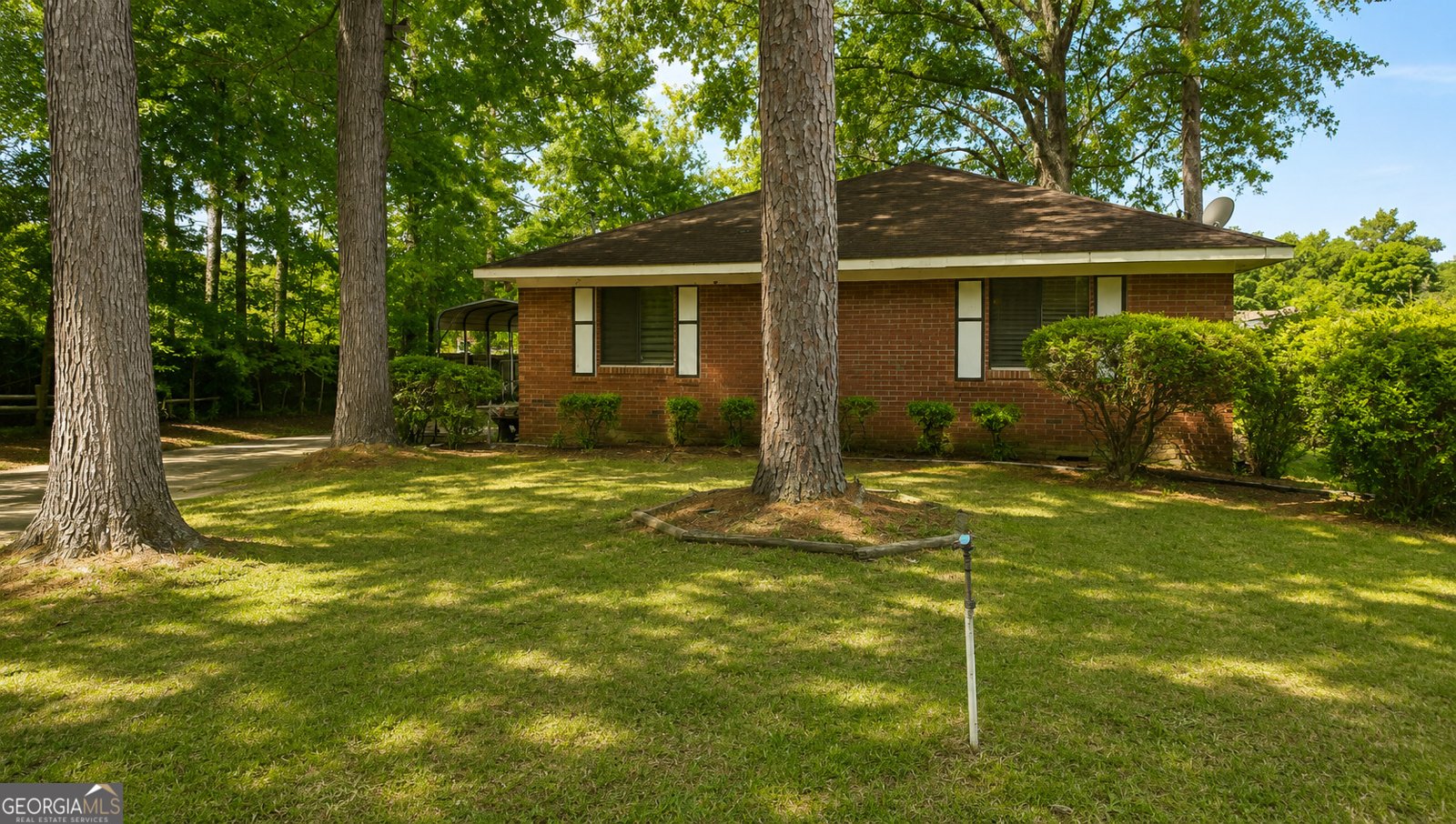 329 Edgewater Drive Macon - Photo 25