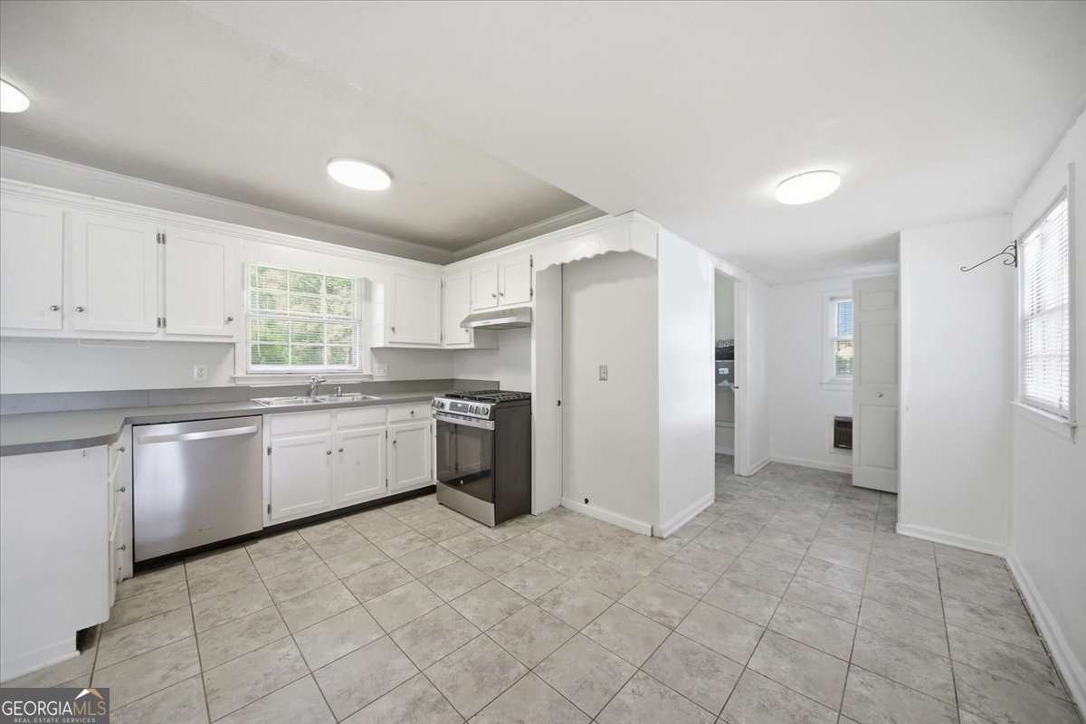 870 American Legion Road Conyers - Photo 16