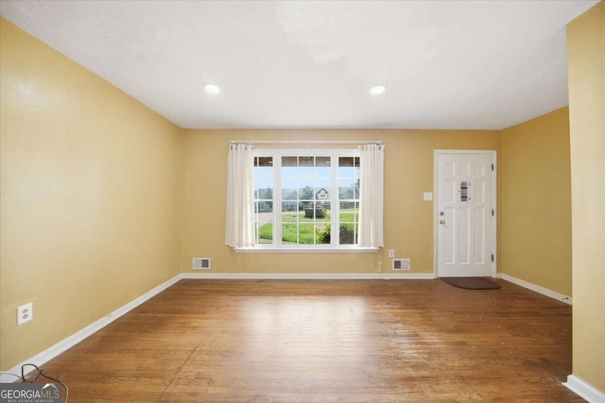 870 American Legion Road Conyers - Photo 7