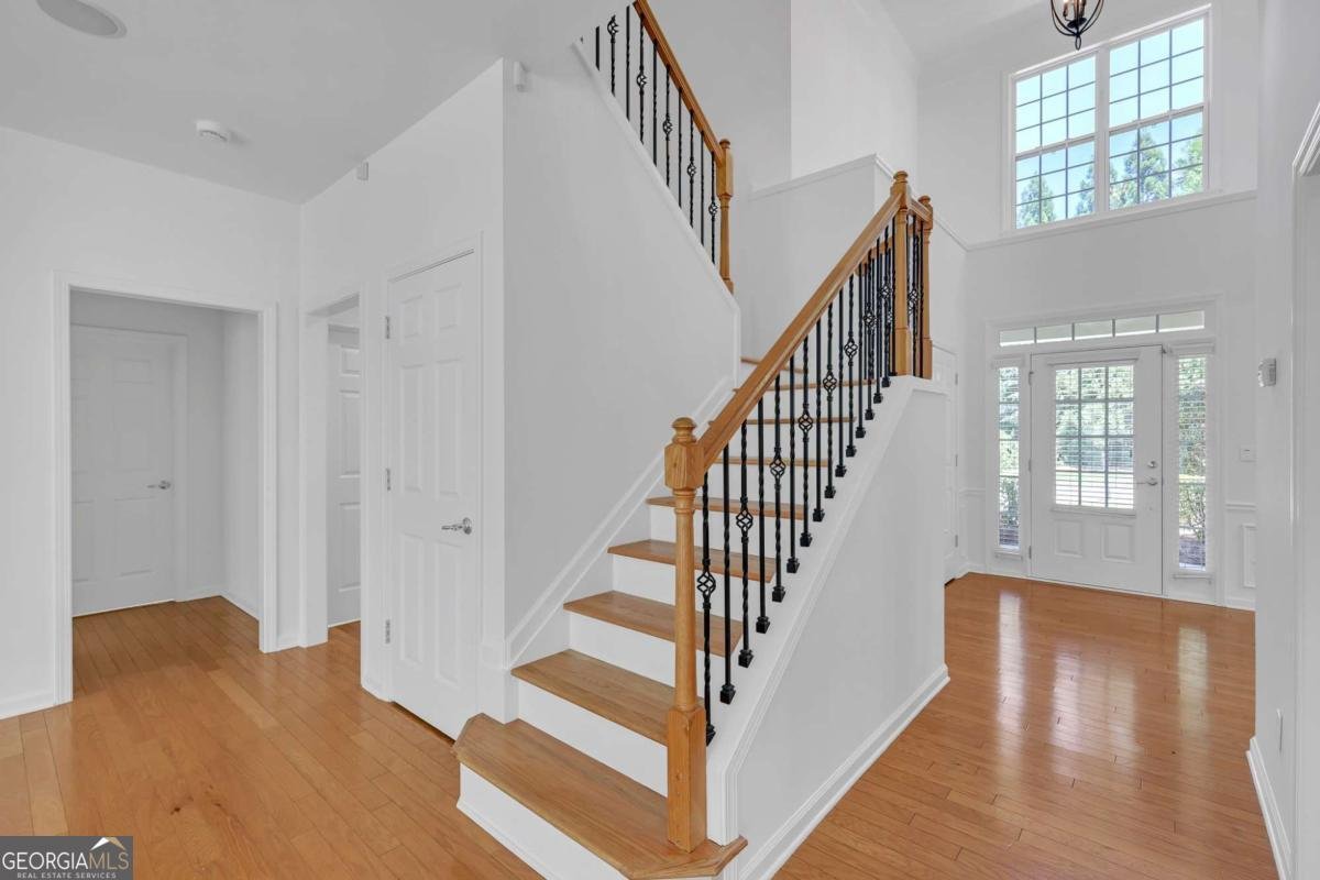 5608 Avonley Creek Drive Sugar Hill - Photo 9