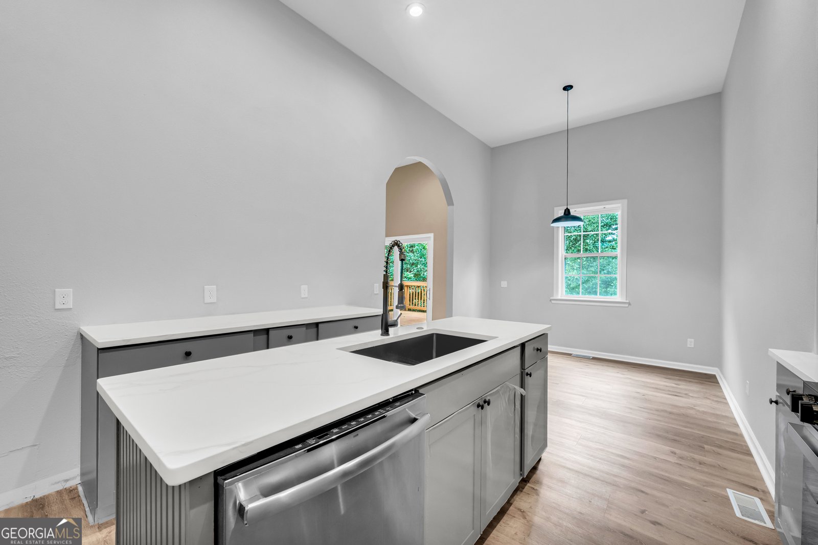 599 Chambers Road Commerce - Photo 23