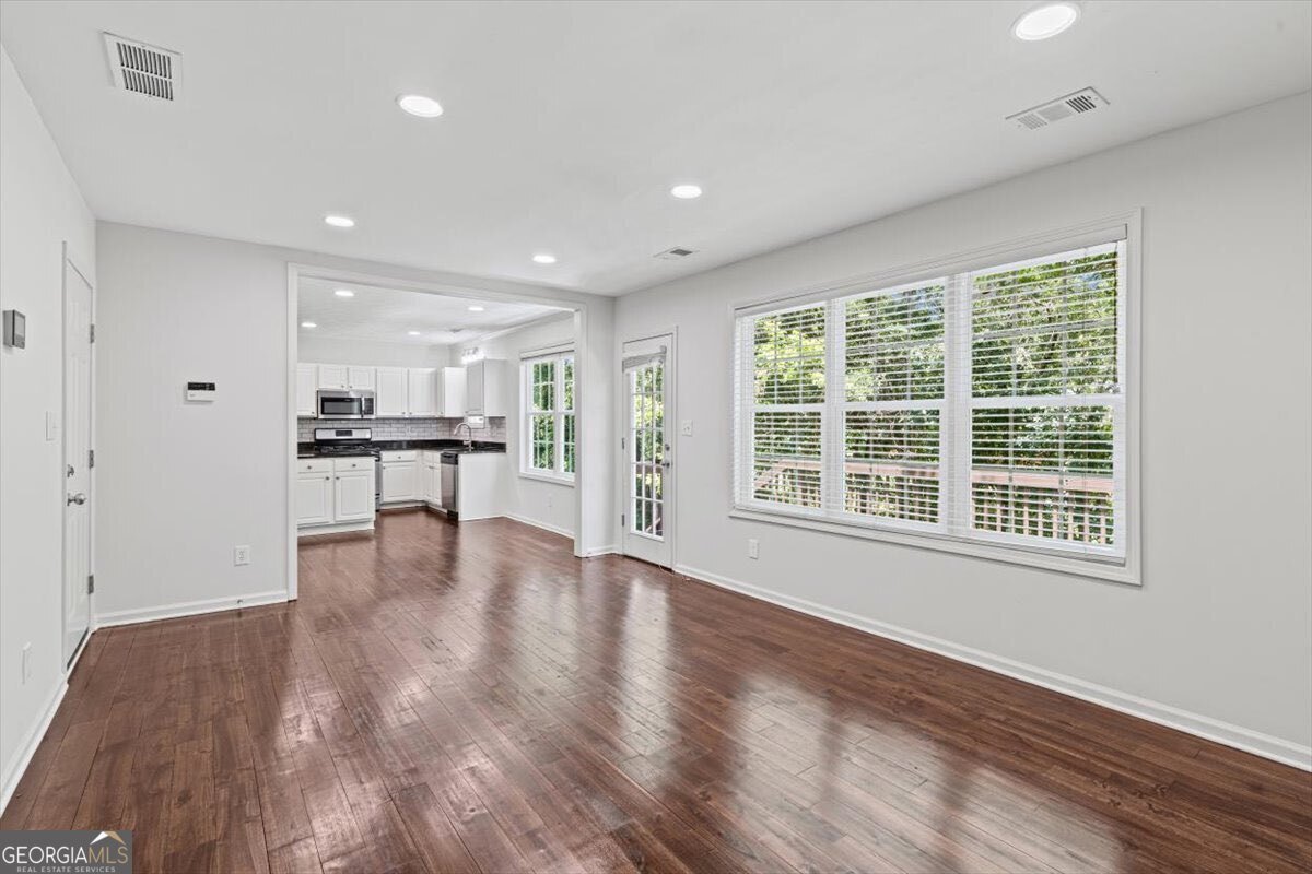 3360 Pierce Arrow Circle Suwanee - Photo 15