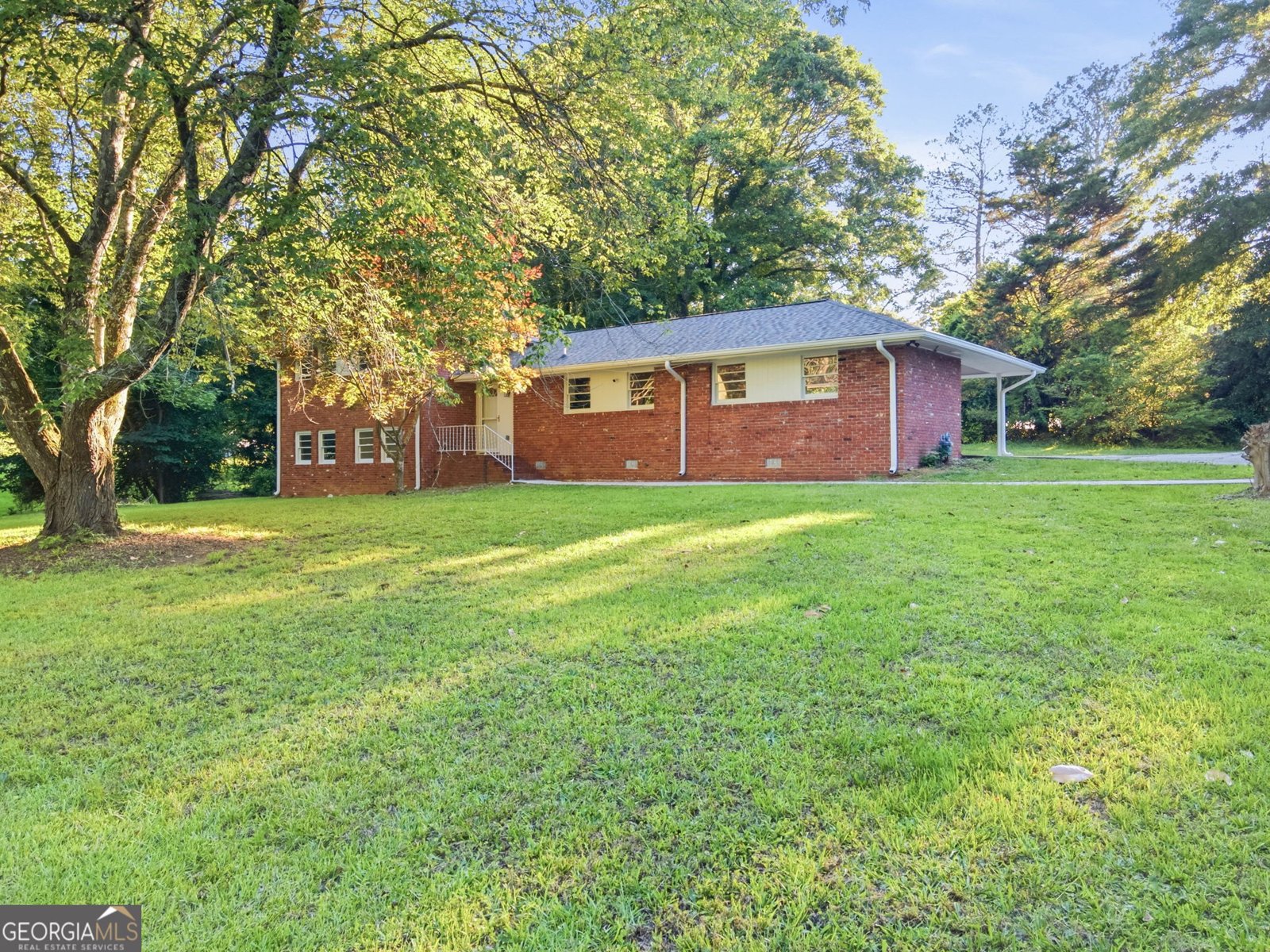 180 Greenwood Drive Carrollton - main photo