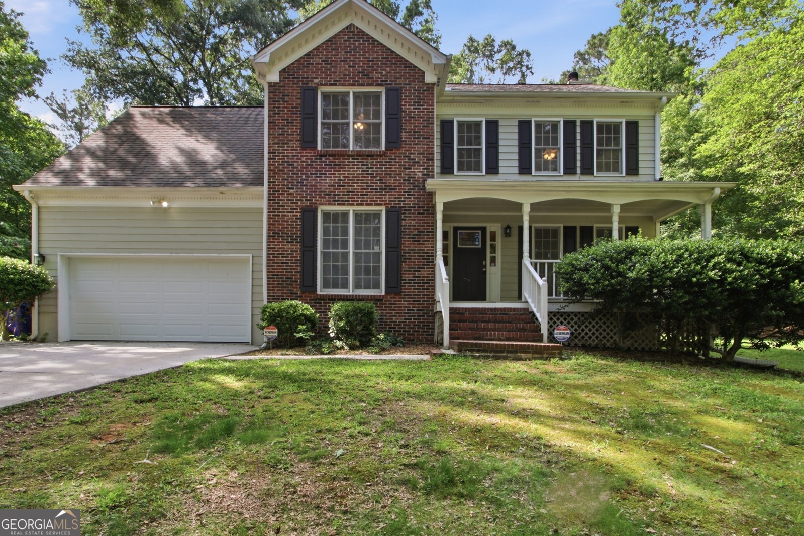 220 Braemar Road Fayetteville - main photo