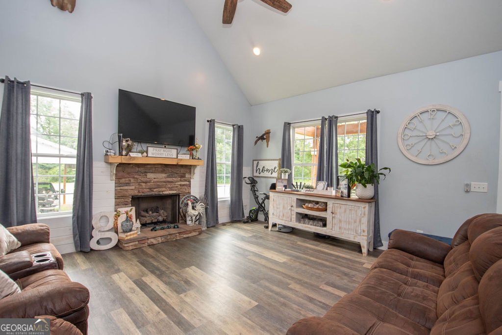 8739 Highway 109 Zebulon - Photo 6