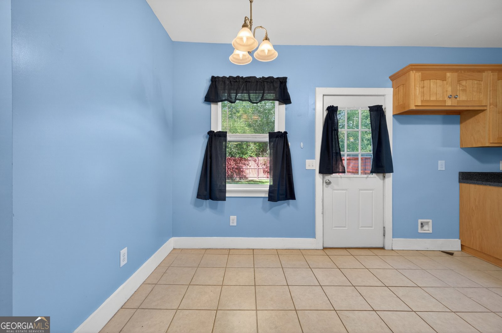 98 5th Street Colbert - Photo 12