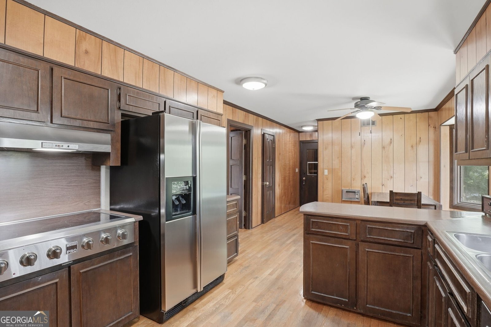 1605 Saint Tropez Way Atlanta - Photo 8