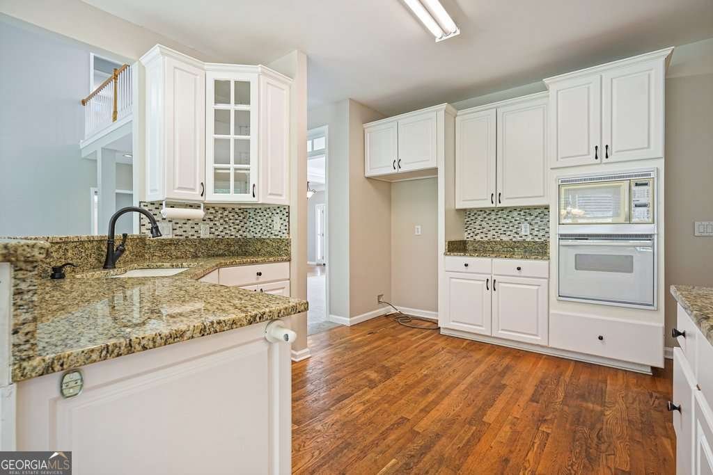 8033 Ridge Valley Woodstock - Photo 16