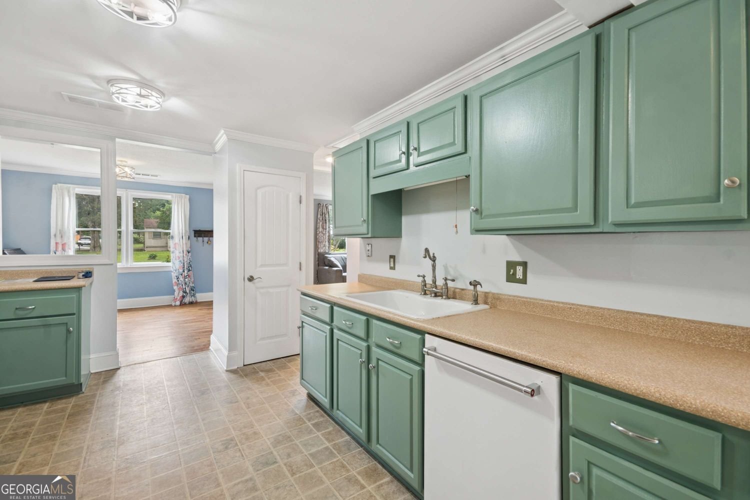 975 South Avenue Forest Park - Photo 17