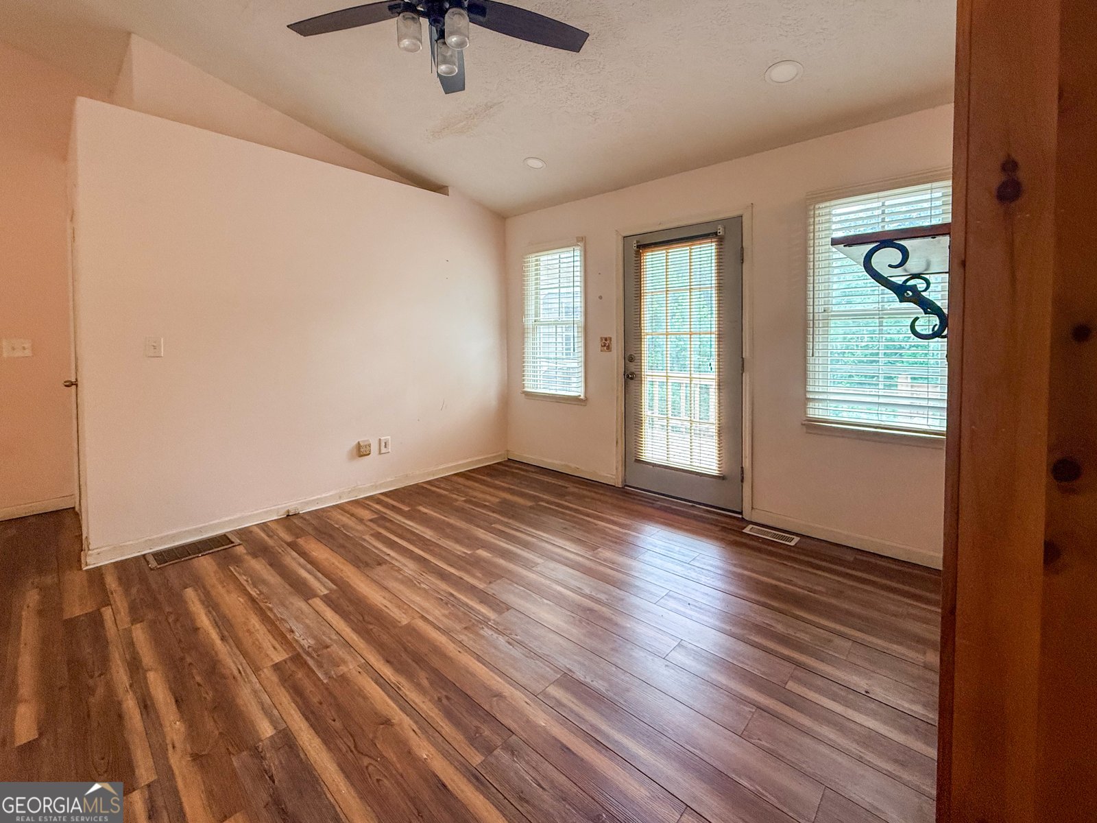 790 Birdhouse Lane Clarkesville - Photo 13