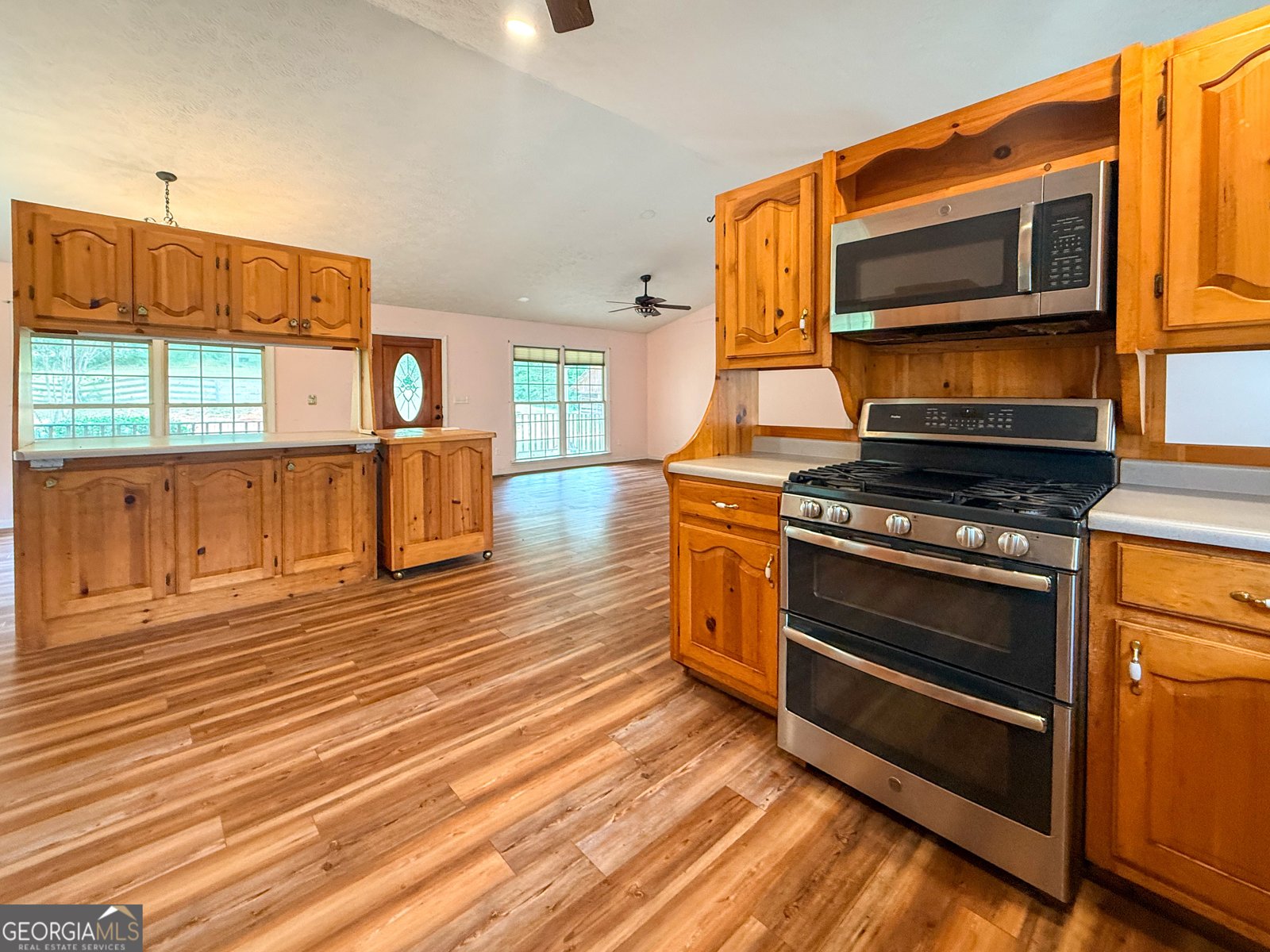 790 Birdhouse Lane Clarkesville - Photo 9