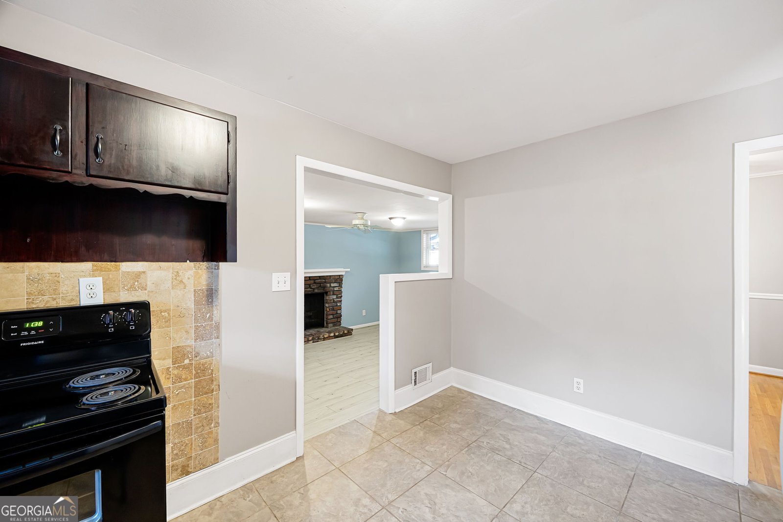 2563 Dering Court Atlanta - Photo 12