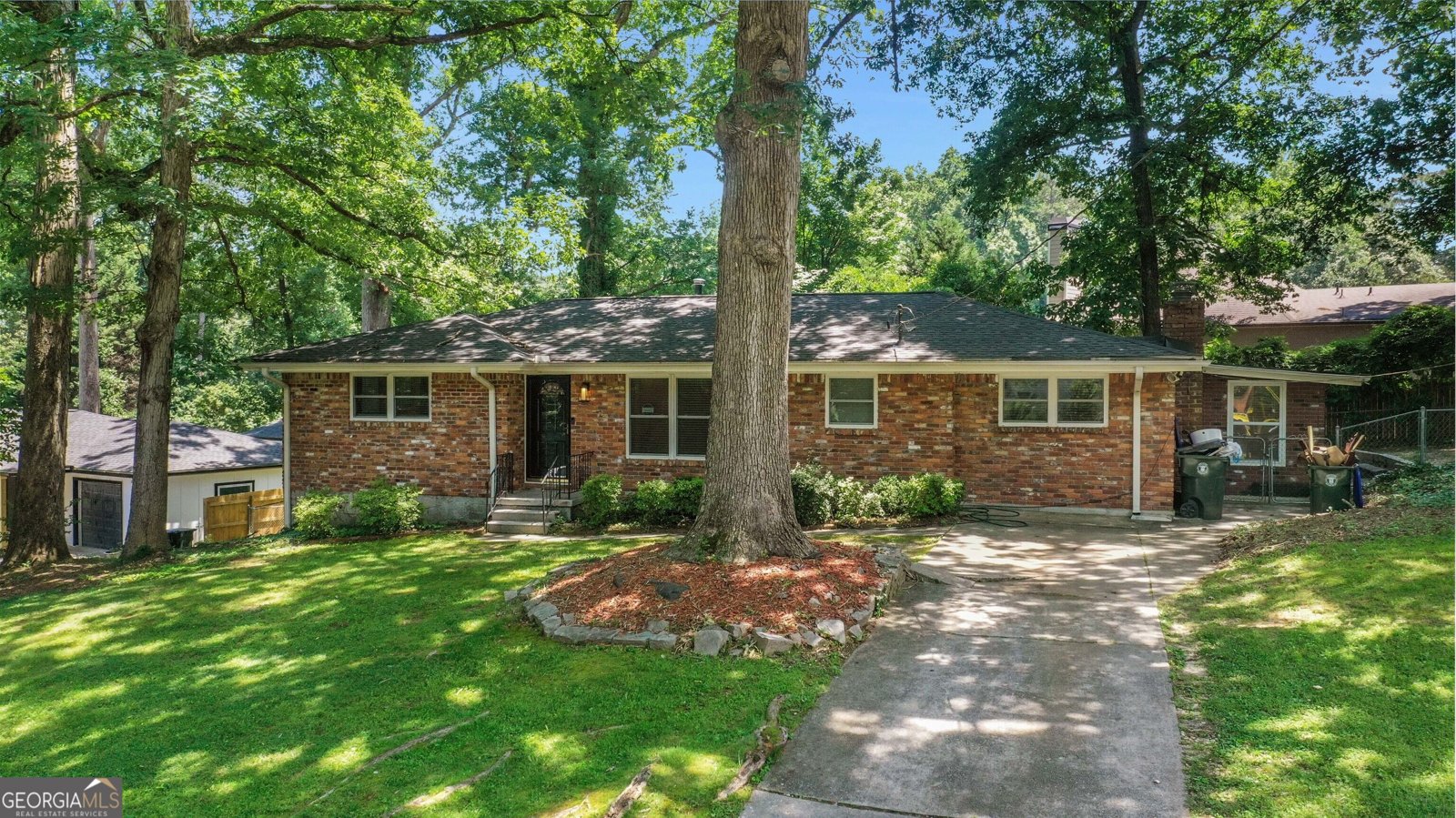 2563 Dering Court Atlanta - Photo 33