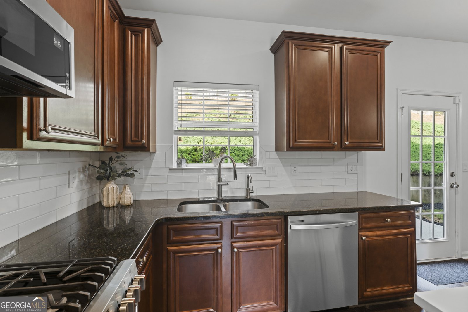 137 Farm Valley Drive Canton - Photo 12