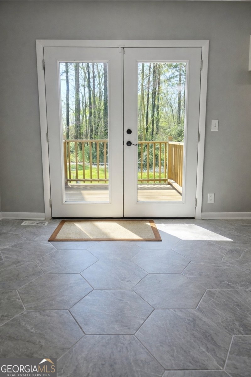 1551 Pine Glen Circle Decatur - Photo 7