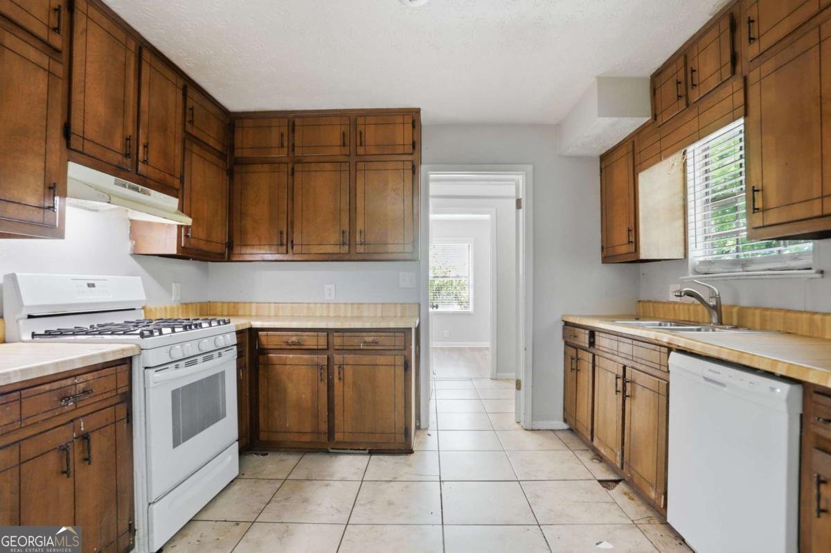 3848 Valley Brook Road Snellville - Photo 14