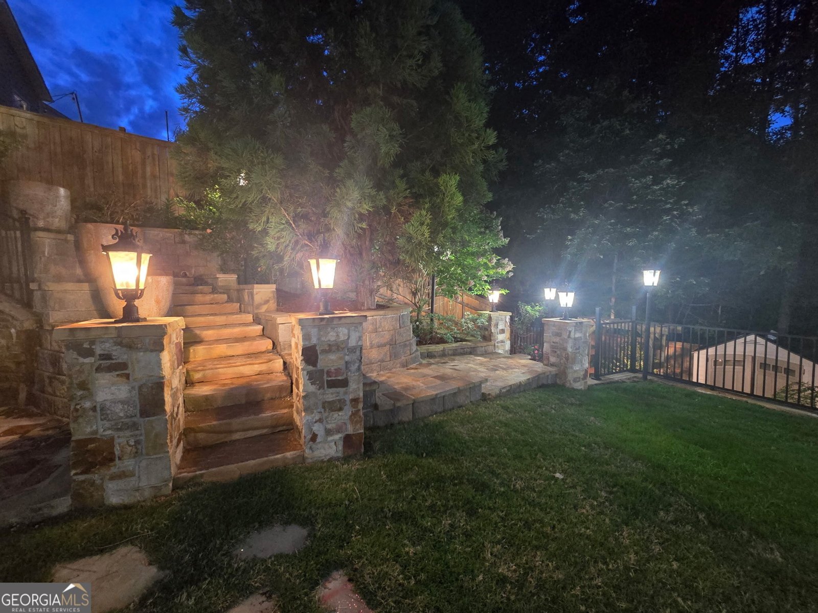 123 Grove View Road Woodstock - Photo 46
