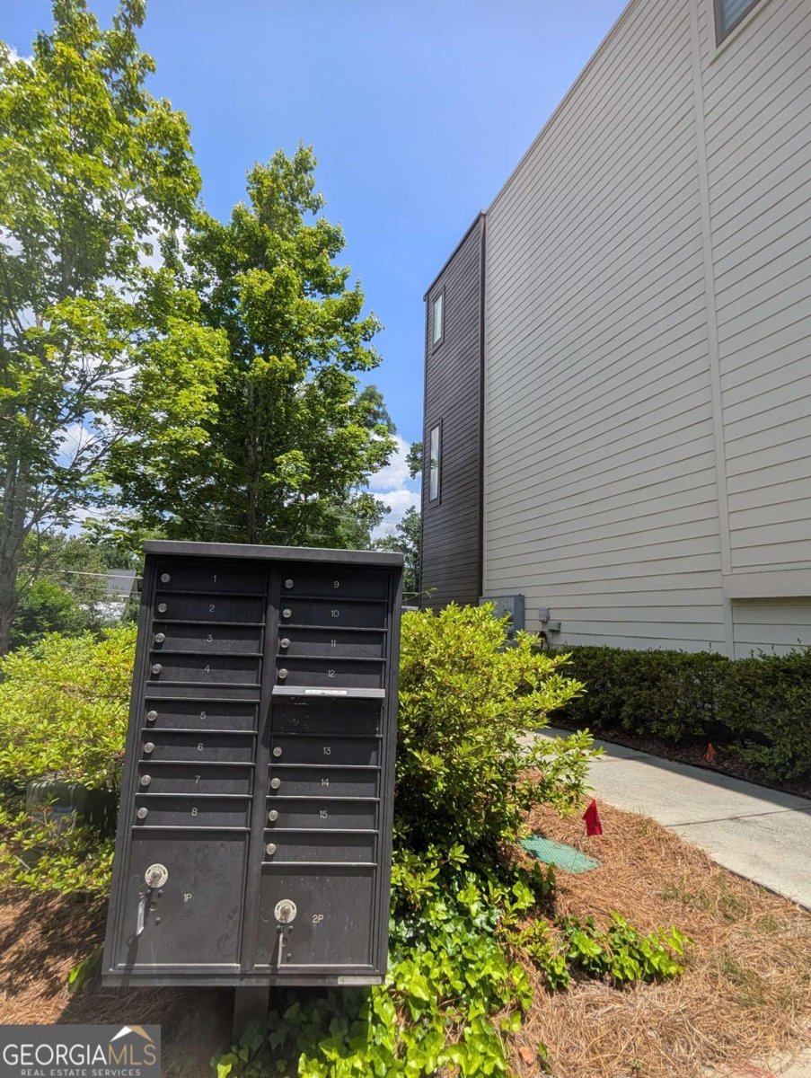 718 Oakview Road Decatur - Photo 8