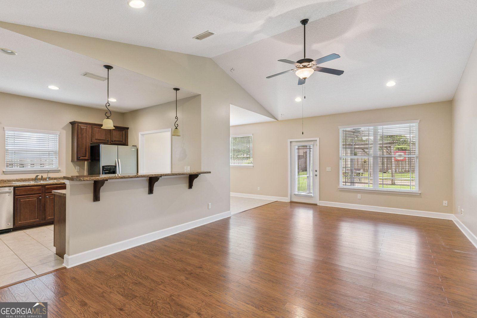 106 Waters Edge Drive Kingsland - Photo 6