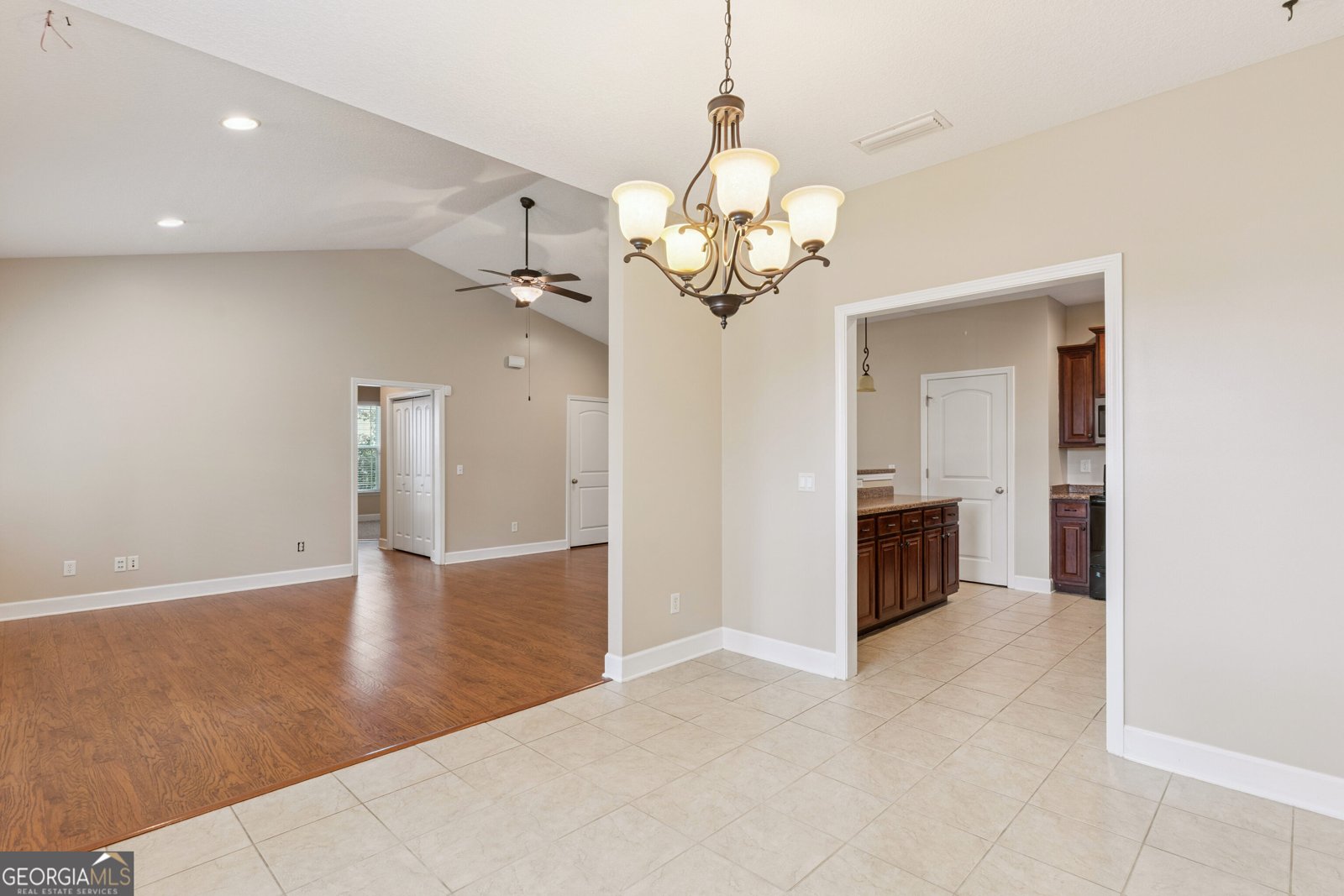 106 Waters Edge Drive Kingsland - Photo 7