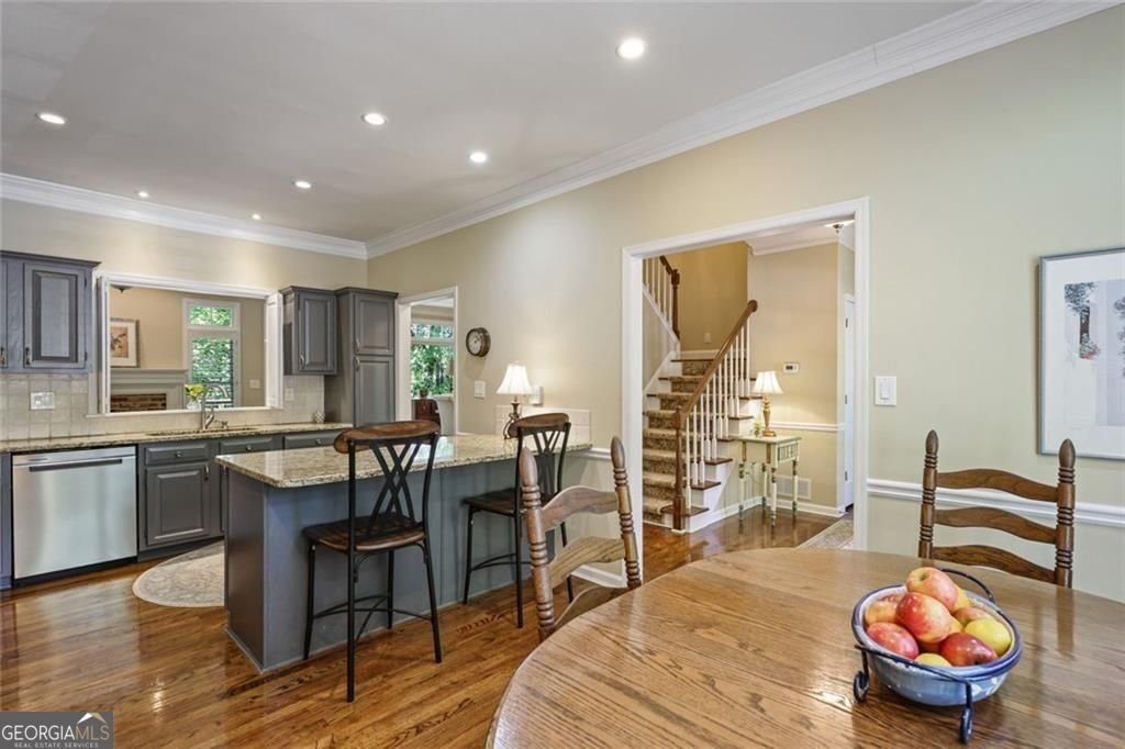 216 Riverview Trail Roswell - Photo 6