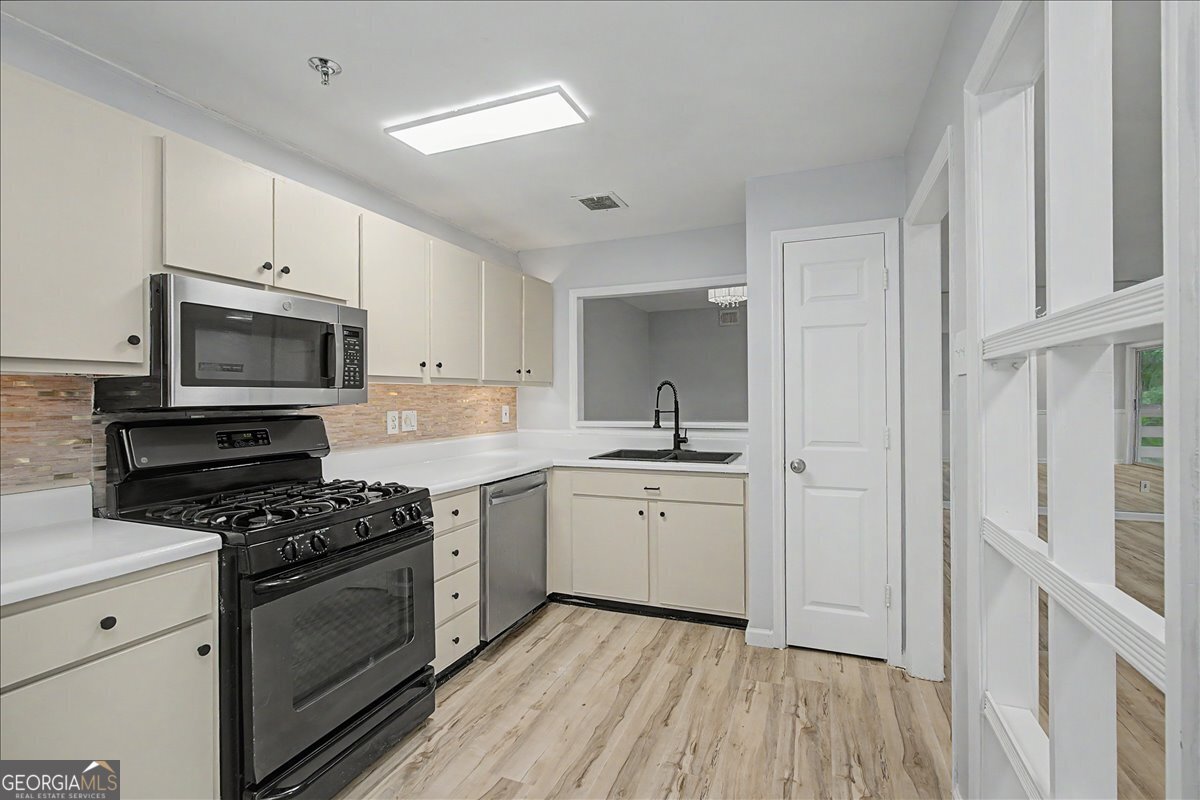 1508 Riverview Drive Marietta - Photo 8