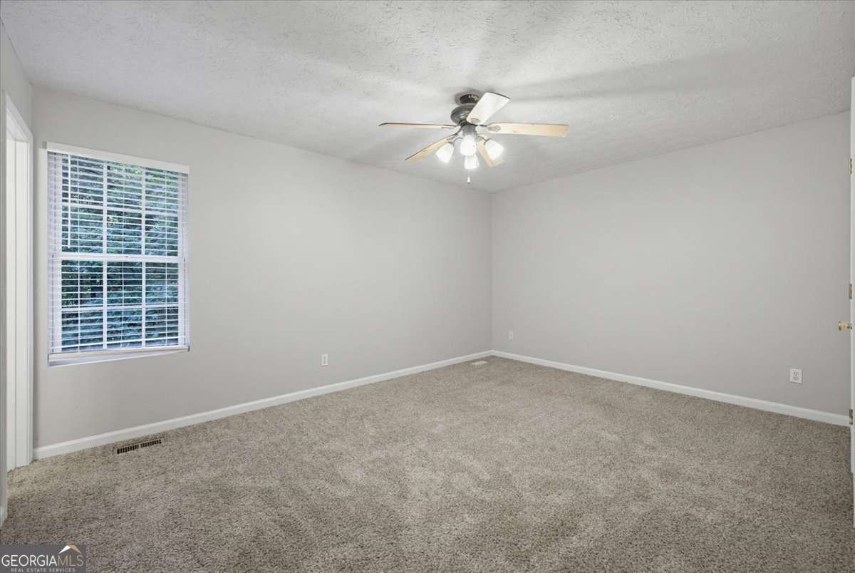 5020 Loving Road Flowery Branch - Photo 20