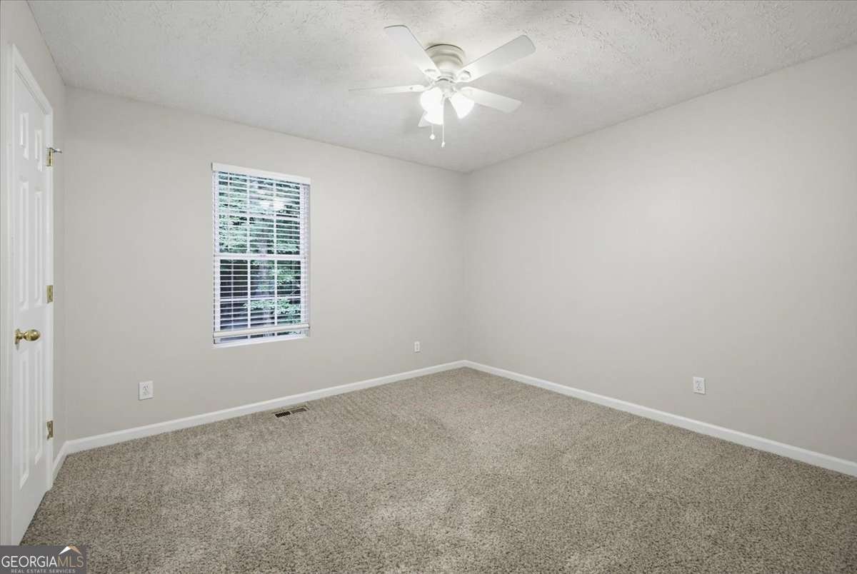 5020 Loving Road Flowery Branch - Photo 25