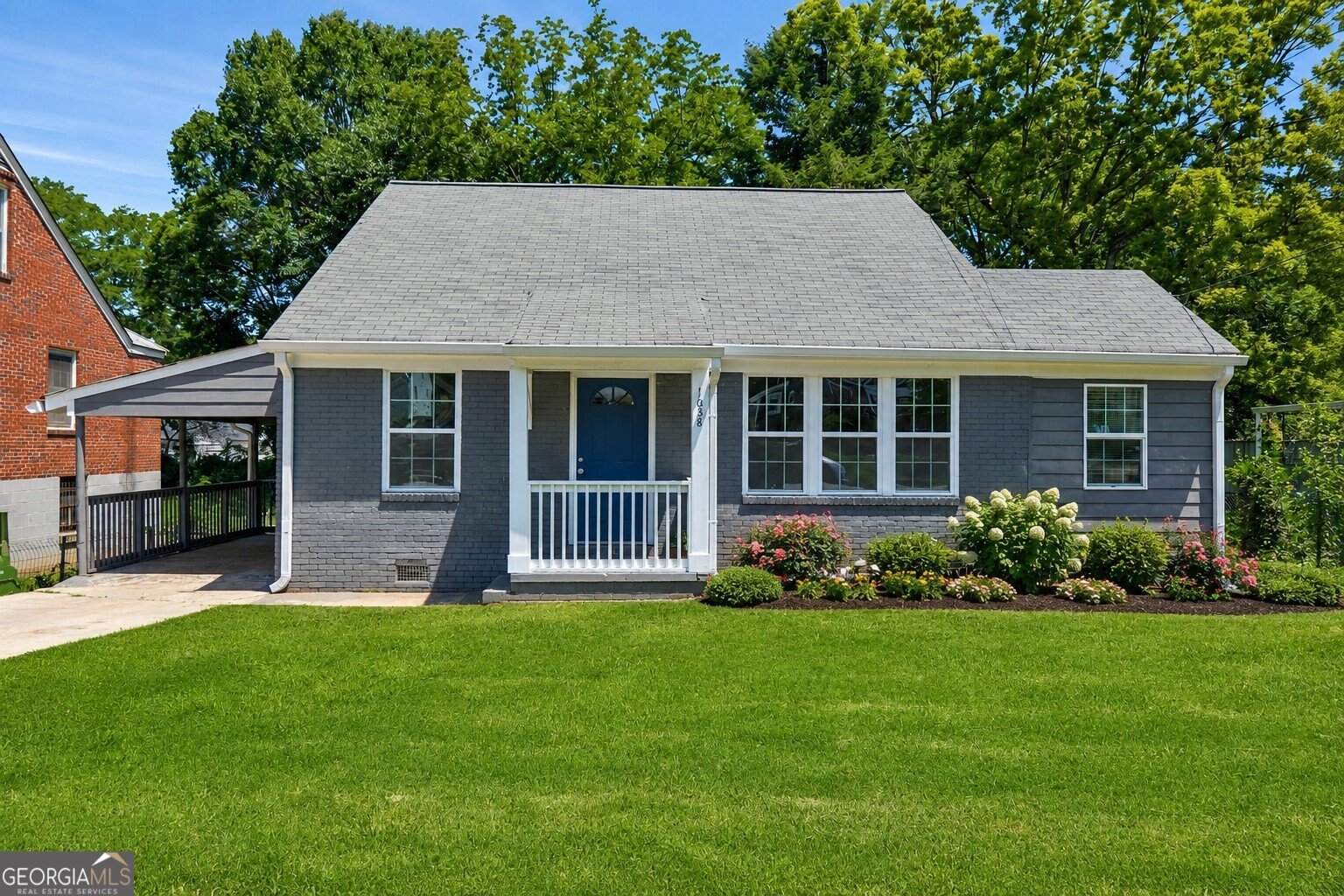 1634 May Avenue Atlanta - main photo