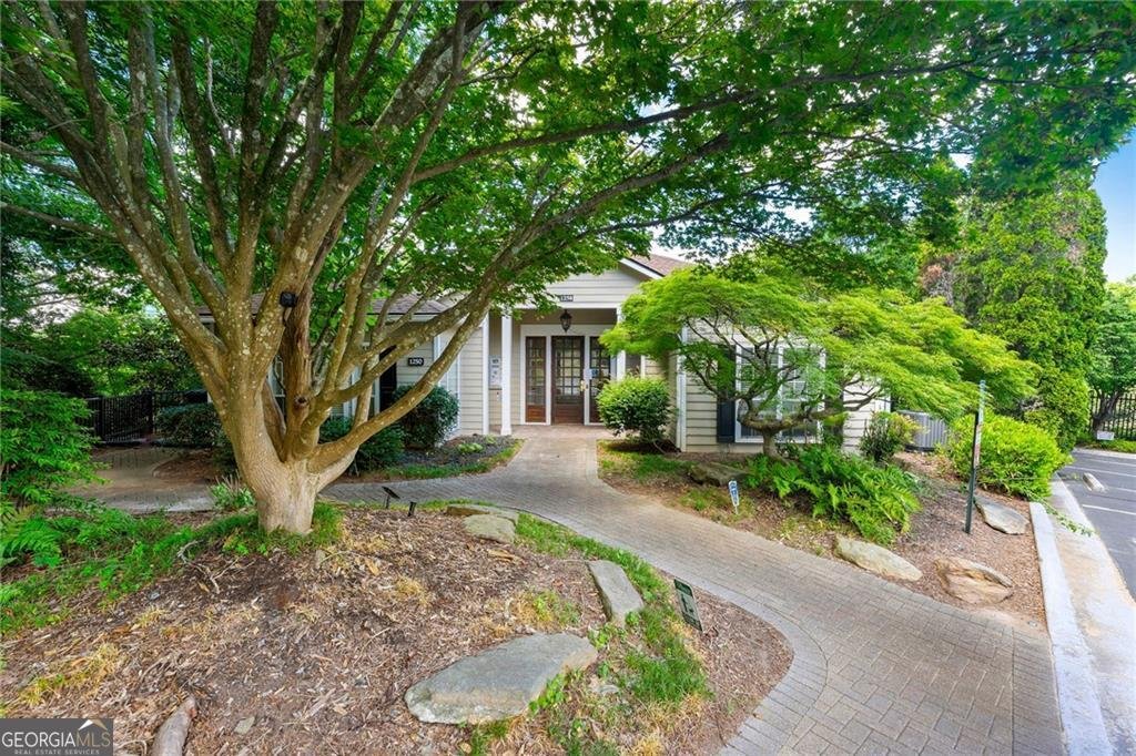 1250 Parkwood Circle Atlanta - Photo 10