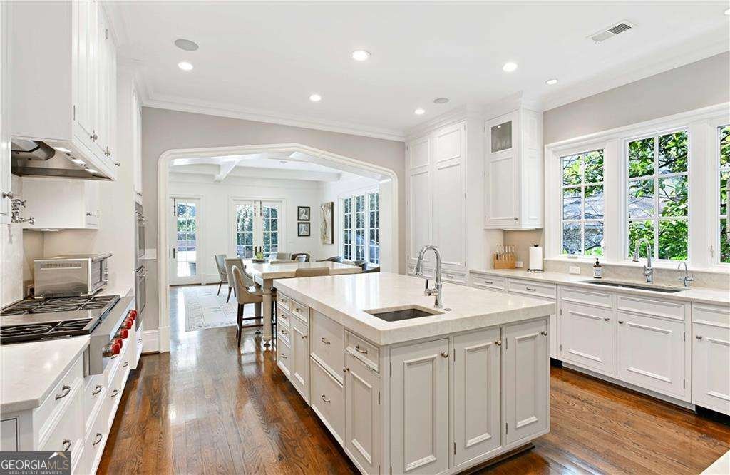369 Pine Tree Drive Atlanta - Photo 18