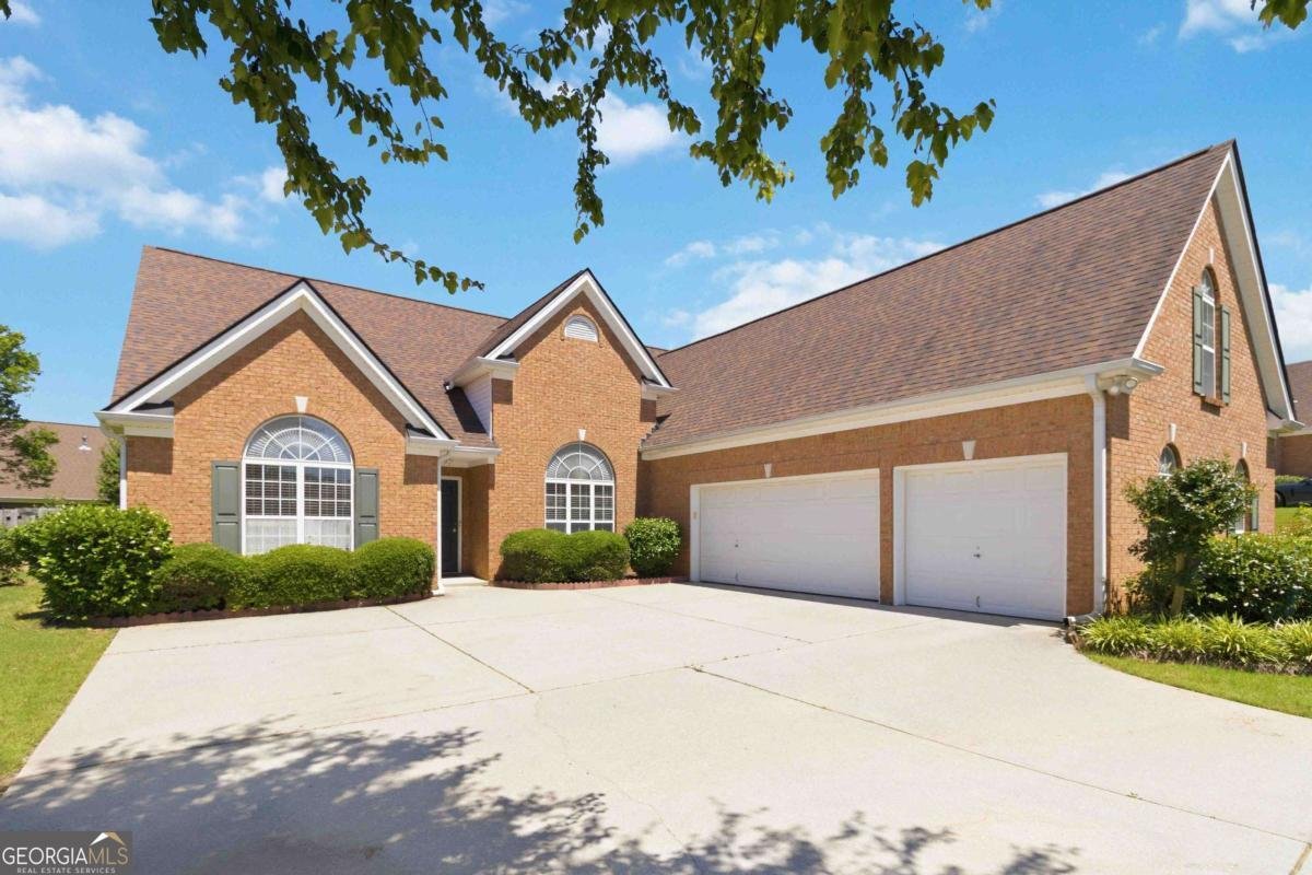 512 Stoneland Place Lawrenceville - main photo