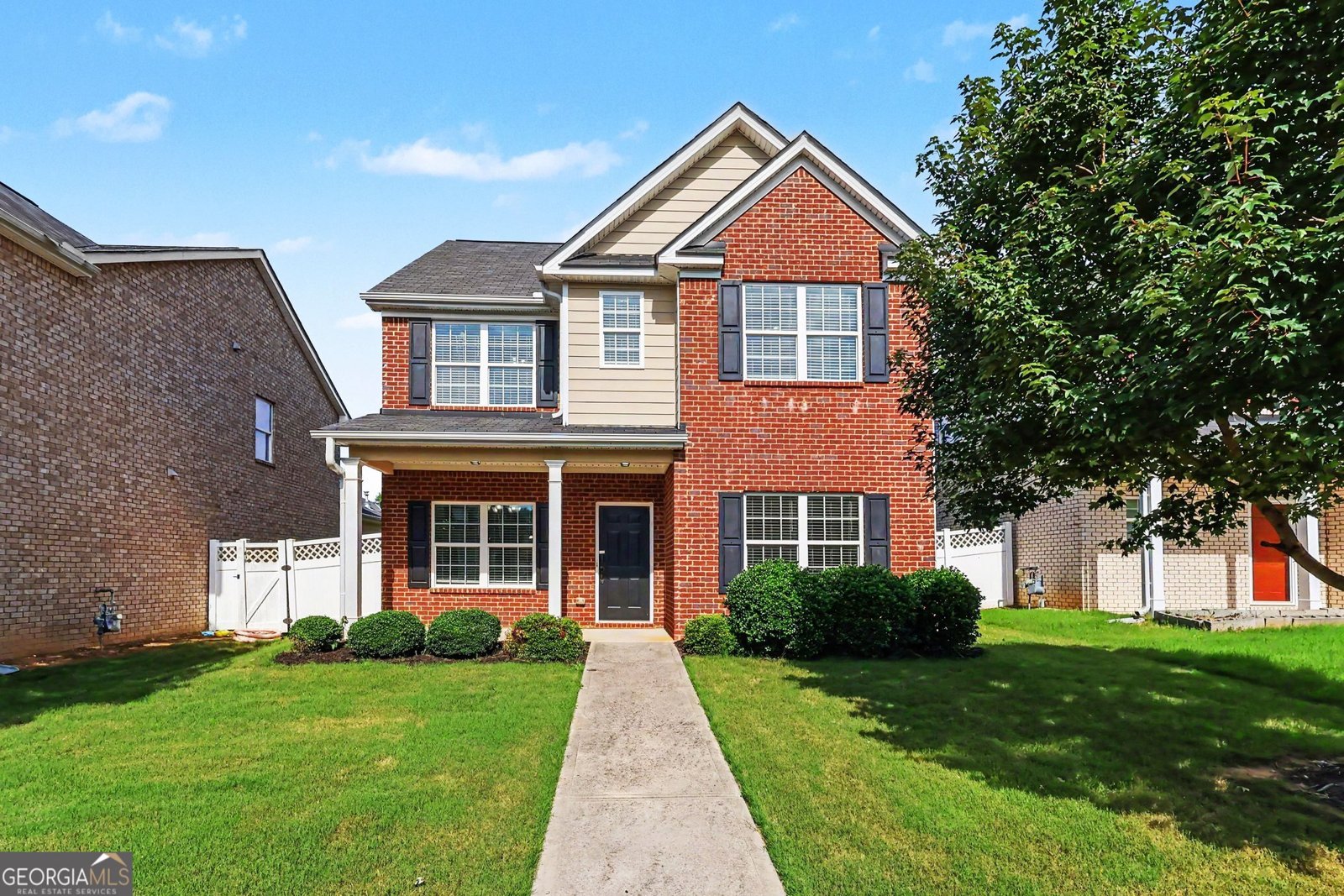 664 Armitage Way Stockbridge - main photo
