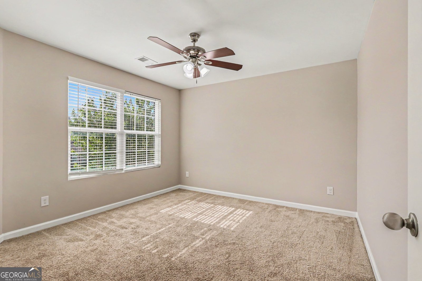 664 Armitage Way Stockbridge - Photo 15