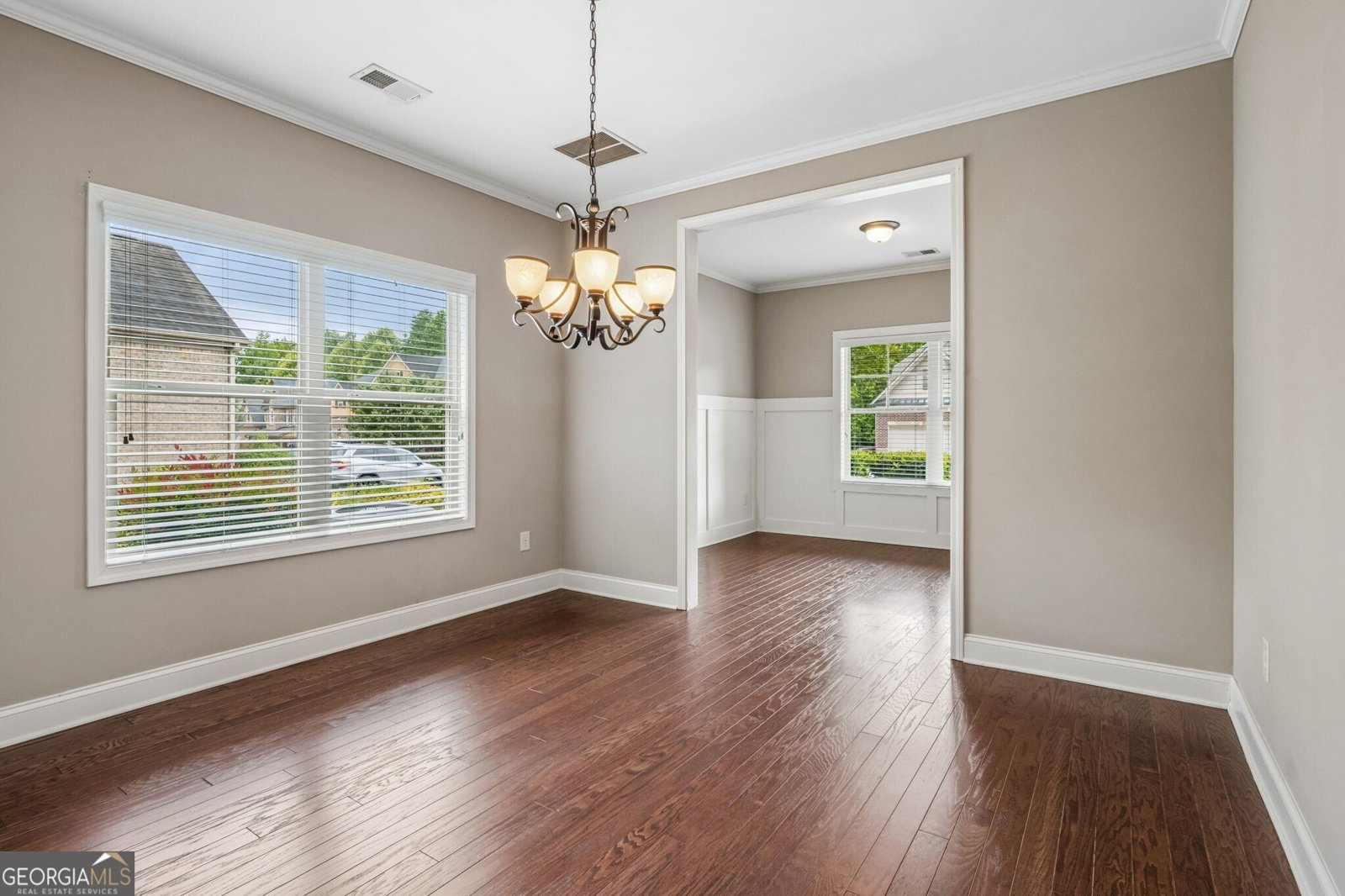 4327 Chesterfield Court Buford - Photo 11