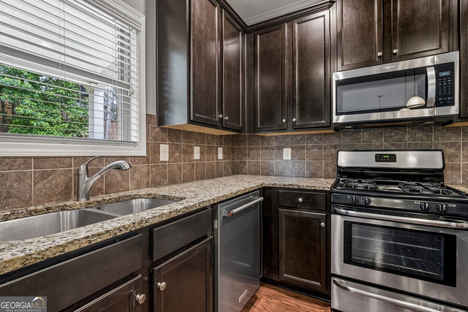 4327 Chesterfield Court Buford - Photo 28