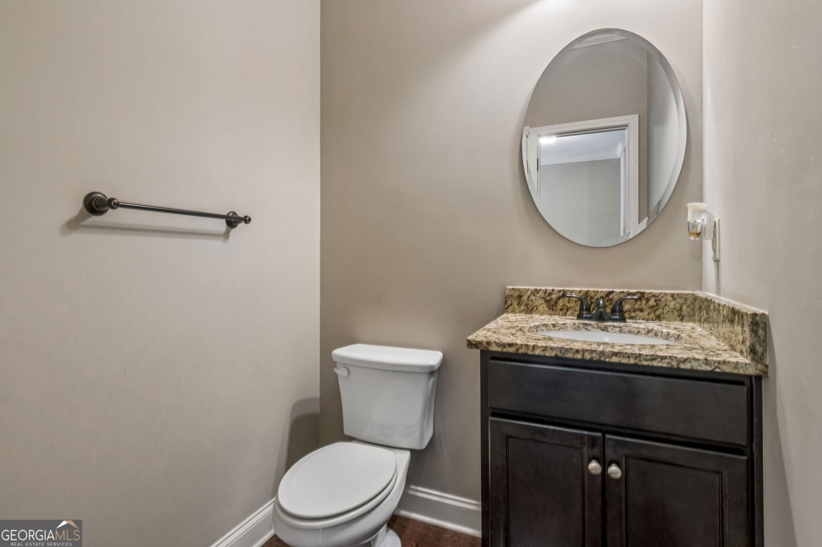 4327 Chesterfield Court Buford - Photo 31