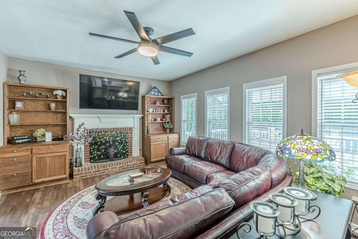 4556 Waldens Farm Court Powder Springs - Photo 25