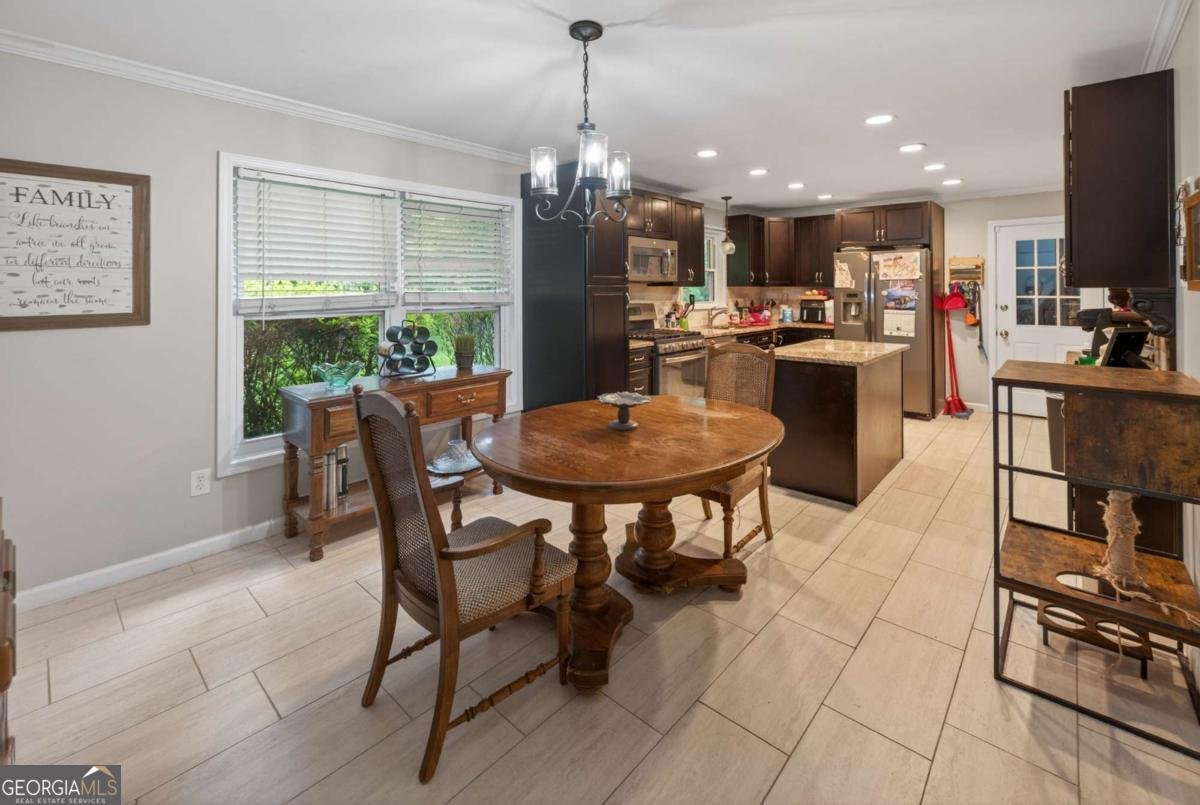 940 Chesterfield Drive Marietta - Photo 11